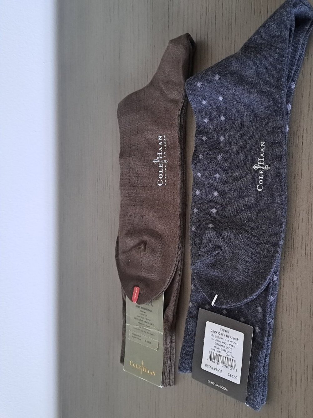 Cole Haan Logo Brand New Men Cotton Blend Dress Assorted Socks 2 Pairs One Size